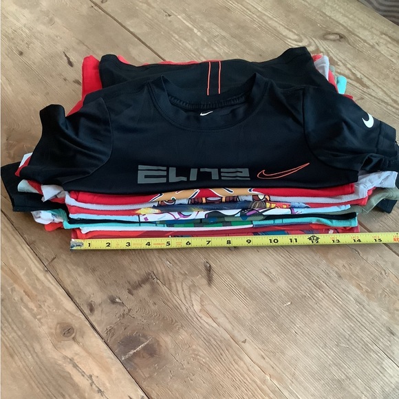 Bundle of Boys Tshirts 6-7 yrs 10pieces - Picture 11 of 15